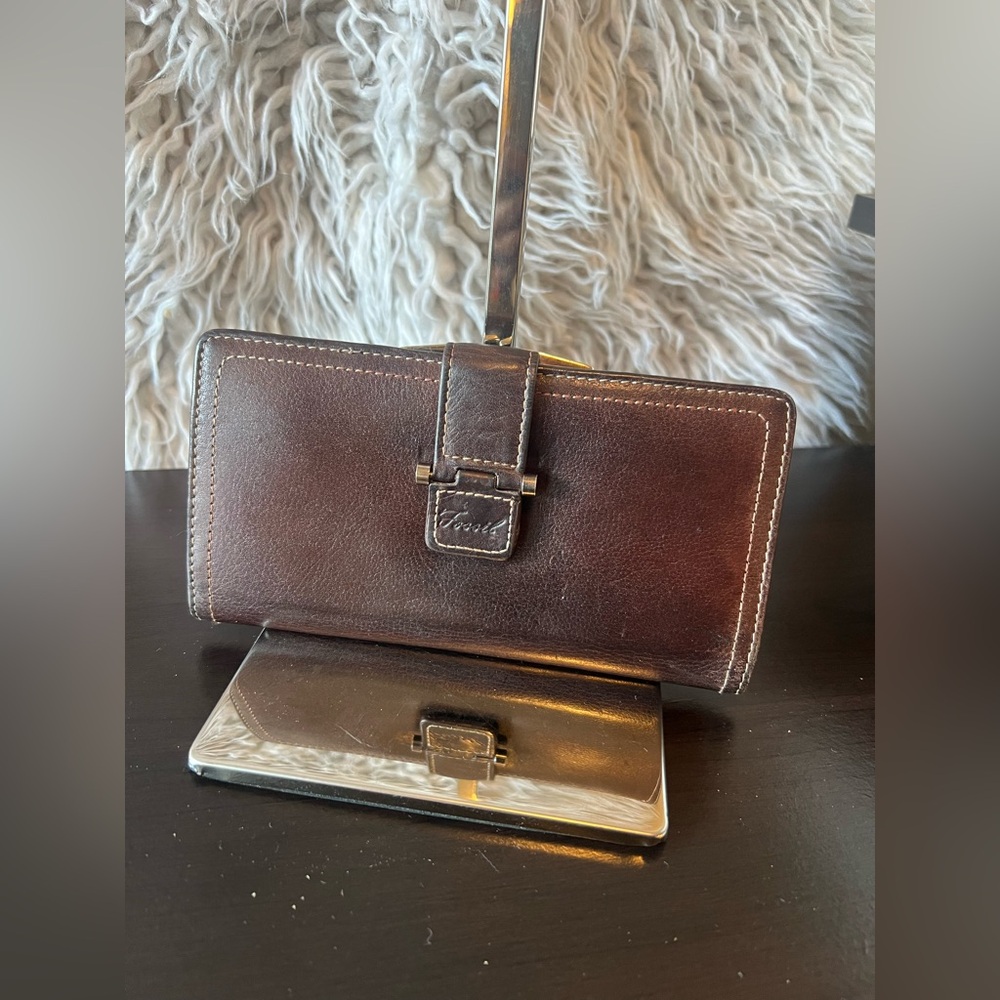 Brown Fossil Vintage Bifold Leather Wallet